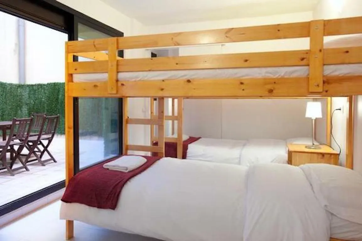 Spacious Apartment For Families Near Park Guell Βαρκελώνη 0*,  Ισπανία